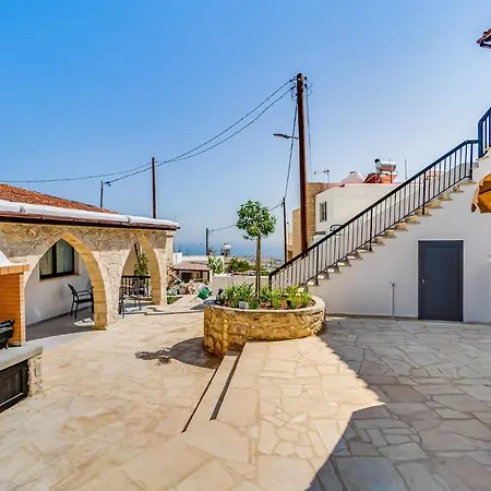 Kamara Boutique By Ezoria 佩亚