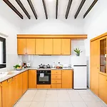 Kamara Boutique By Ezoria Holiday home Peyia