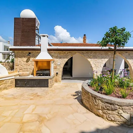 Vakantiehuis Kamara Boutique By Ezoria Peyia