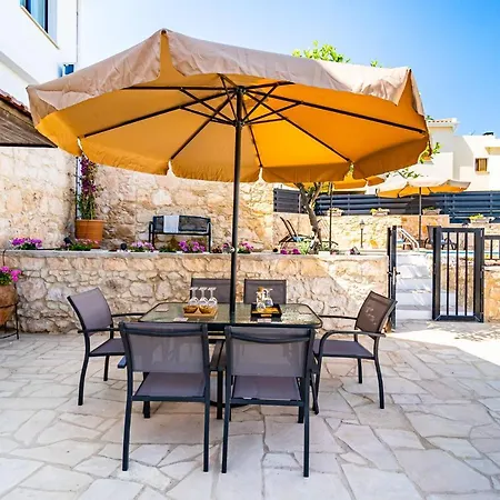 Kamara Boutique By Ezoria Peyia