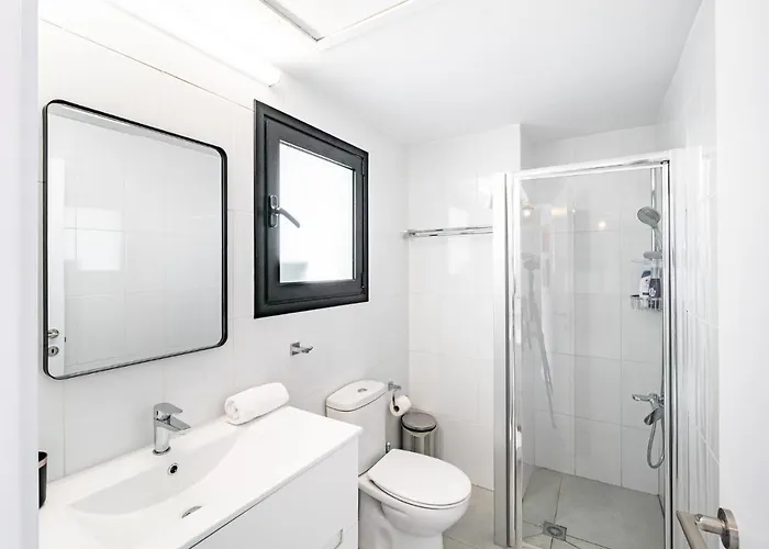 Kamara Boutique By Ezoria *