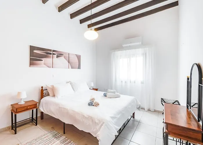 Kamara Boutique By Ezoria *